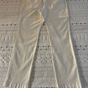 Express White Chinos with Timeless Elegance (32x32)